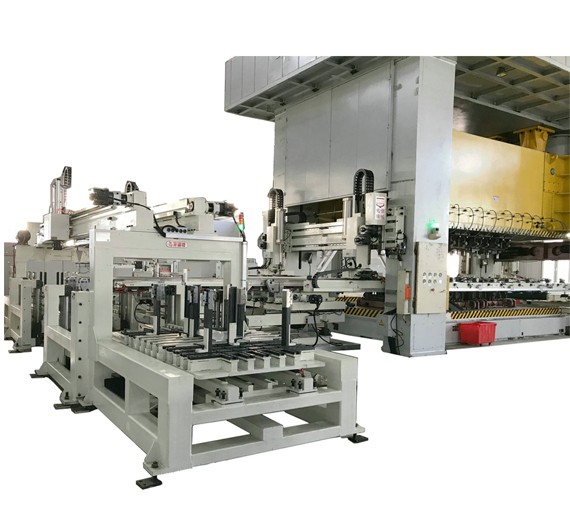 沖床三次元機(jī)械手在汽車(chē)零部件多工序沖壓中起到哪些作用？